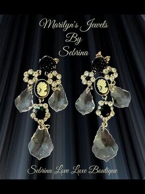 Marilyn's Jewels by Sebrina Vintage Inspired Black Cameo Chandelier Earrings